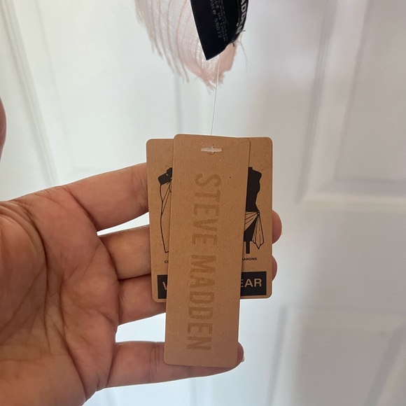 Steve madden scarf - Picture 2 of 4